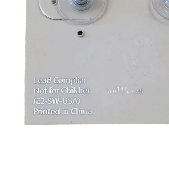 NEW Vintage Crystal Avenue July Ruby Birthstone and Swarovski Elements Earrings - Picture 6 of 8